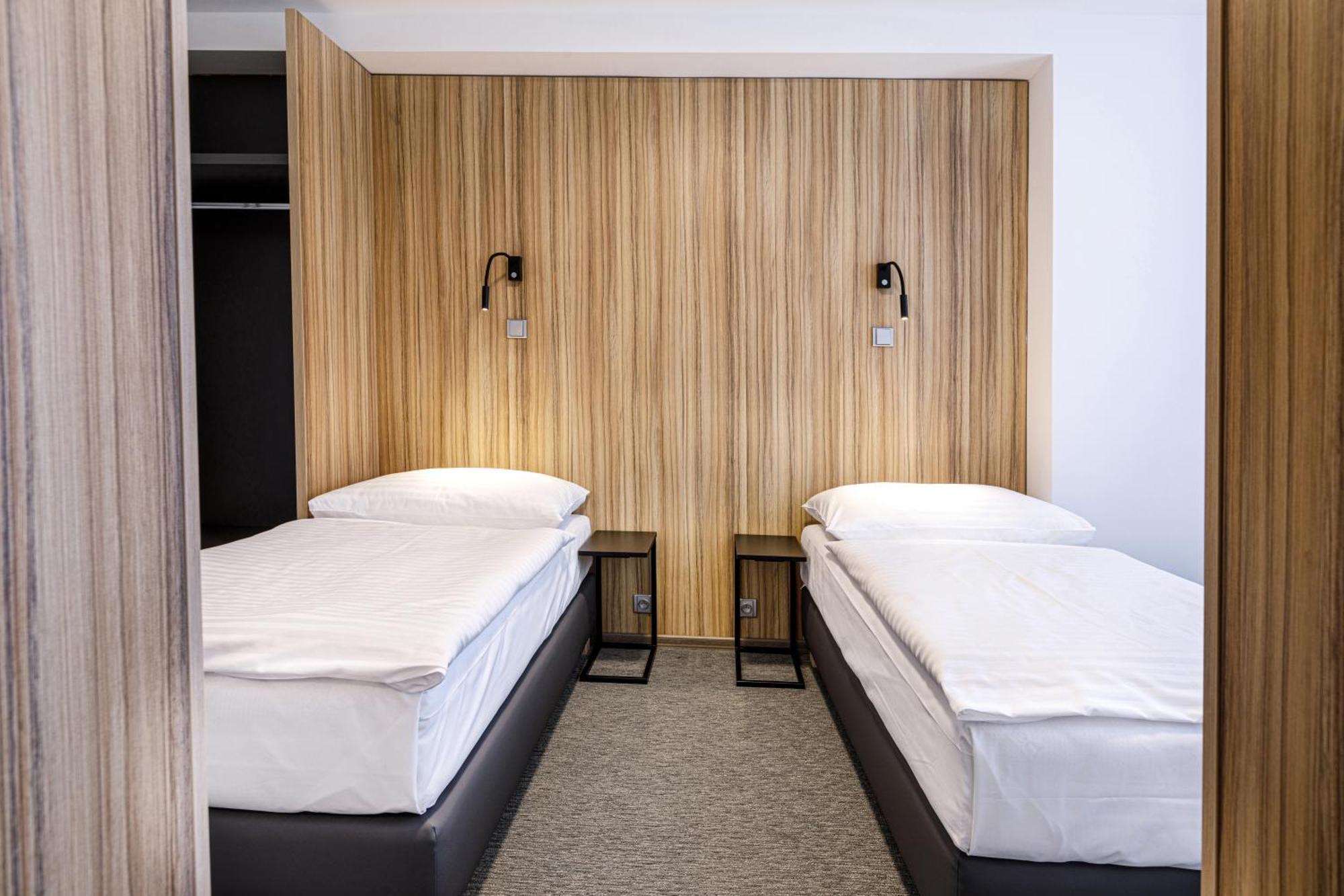Harmony Club Hotel Ostrava Bagian luar foto