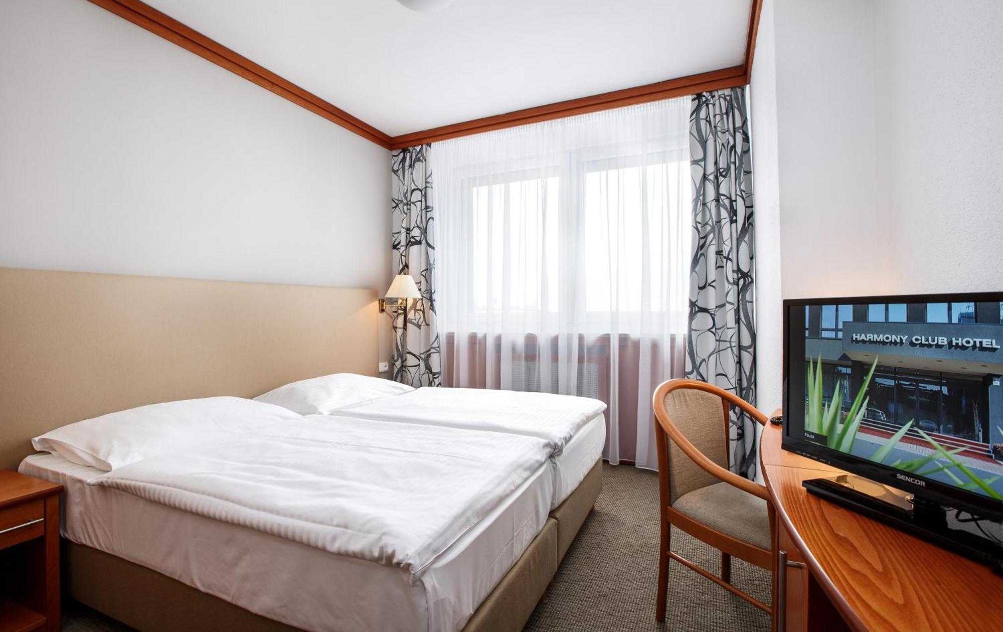 Harmony Club Hotel Ostrava Bagian luar foto
