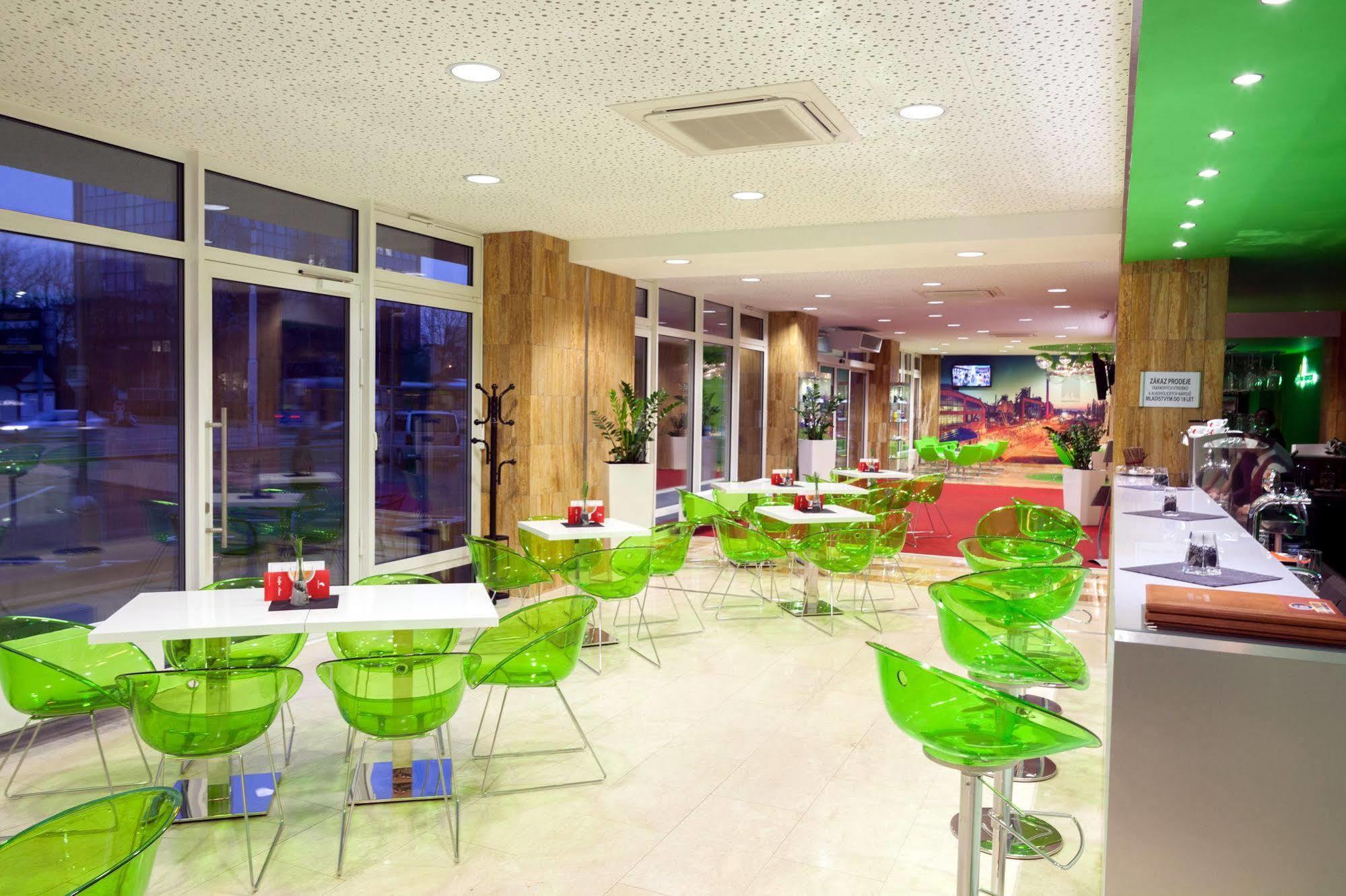 Harmony Club Hotel Ostrava Bagian luar foto