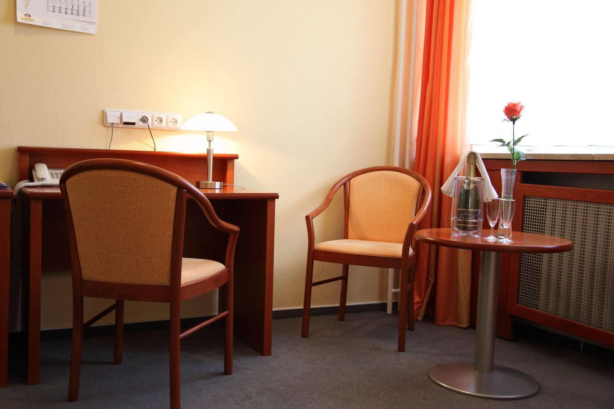Harmony Club Hotel Ostrava Bagian luar foto